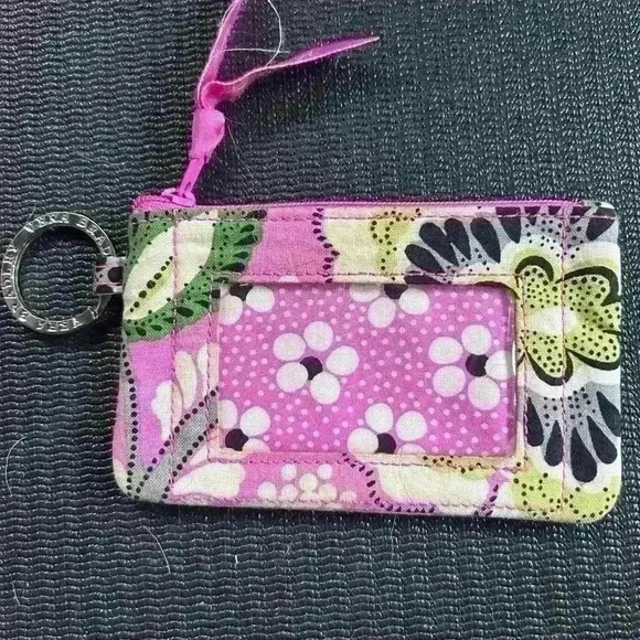 Vera Bradley wristlet - Picture 1 of 3